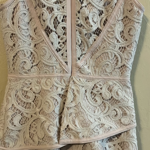 BCBGMAXAZRIA Lavender Sleeveless Lace Asymmetrical Layered Mini Dress 0 - Picture 9 of 16